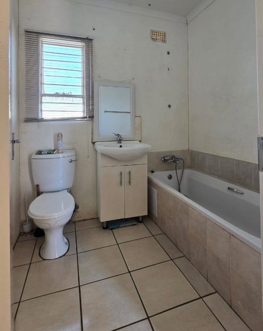 3 Bedroom Property for Sale in Zamdela Free State